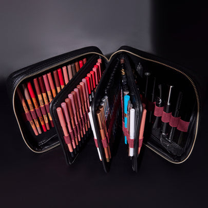 THE ARTIST CASE